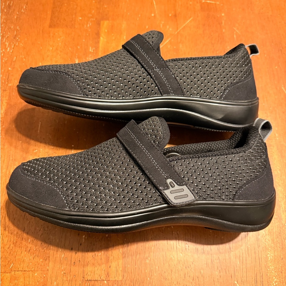 Orthofeet Quincy Shoes Womens Sz 8.5 Wide Black Fabric Slip On Orthopedic Loafer